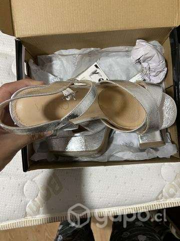 Zapatos con taco - Imagen 2