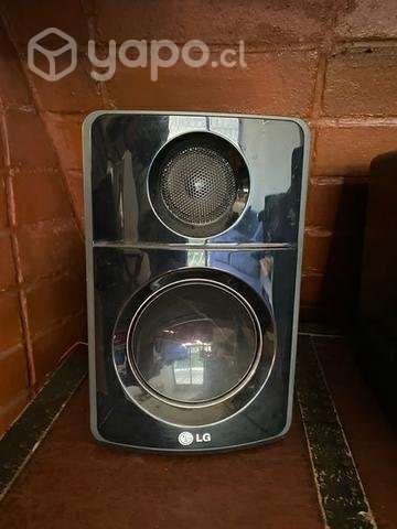 Impecable Equipo de música LG - Imagen 2