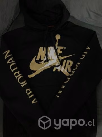Poleron jordan talla S