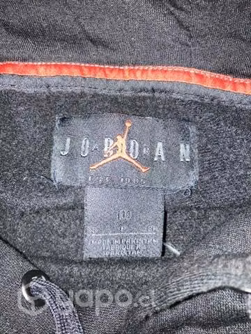 Poleron jordan talla S