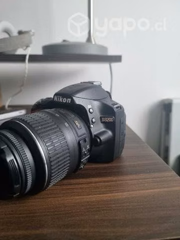 Nikon D3200 usada