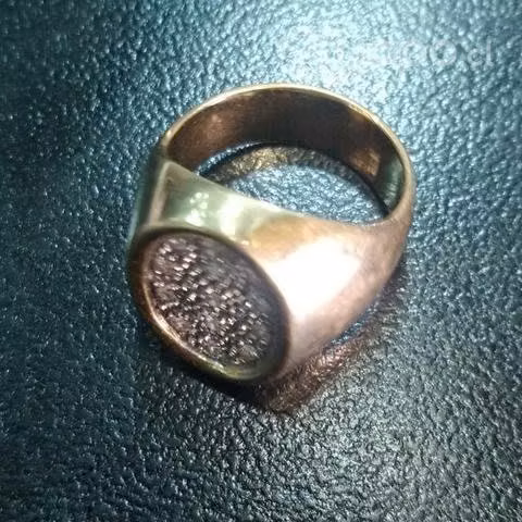 Anillo de oro 18 kilates con 17 brillantes