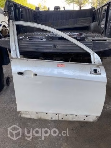 Puerta delantera derecha Chevrolet Captiva 2011