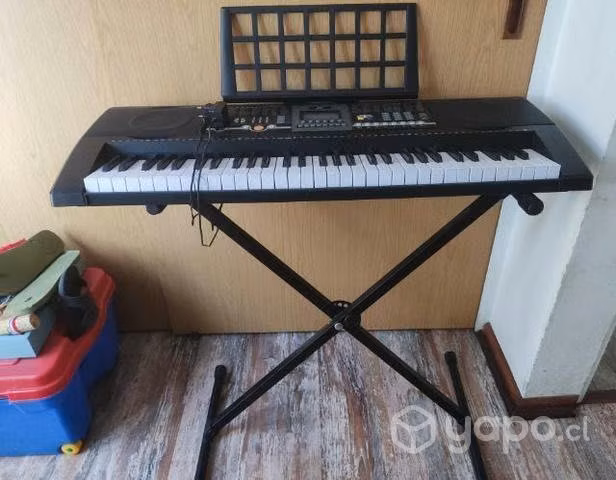 Teclado 61 teclas con atril 80.000 - Imagen 3