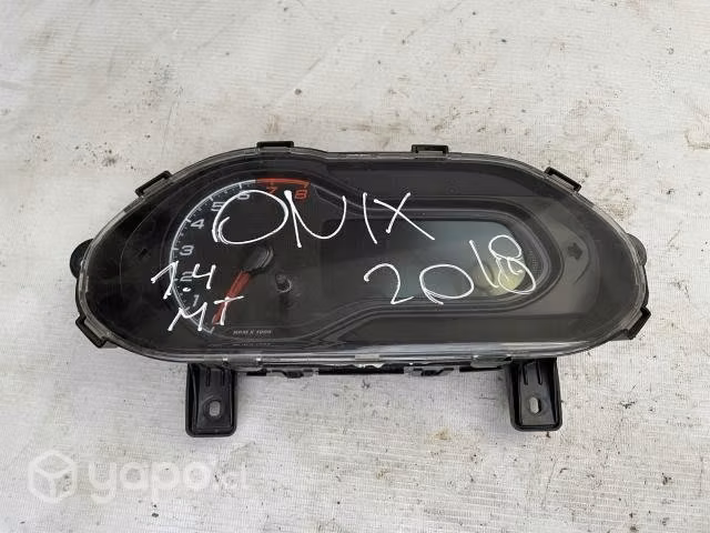 Sinóptico Chevrolet Onix 1.4 MT 2018