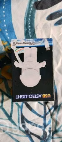 Lampara led usb de astronauta