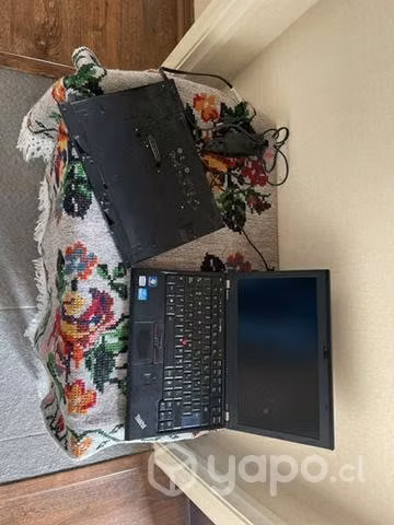 Lenovo X220 c/docking station DVD