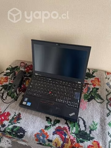 Lenovo X220 c/docking station DVD