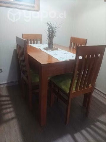 Comedor de Raulí con 6 sillas
