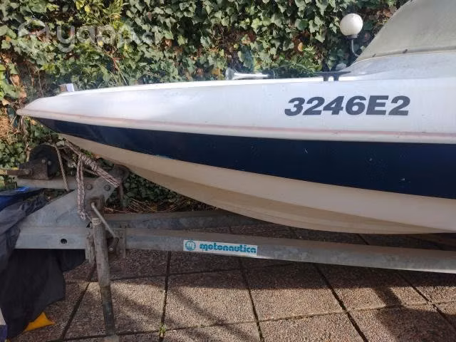 Omega 4.6 2004 mariner 40hp excelente