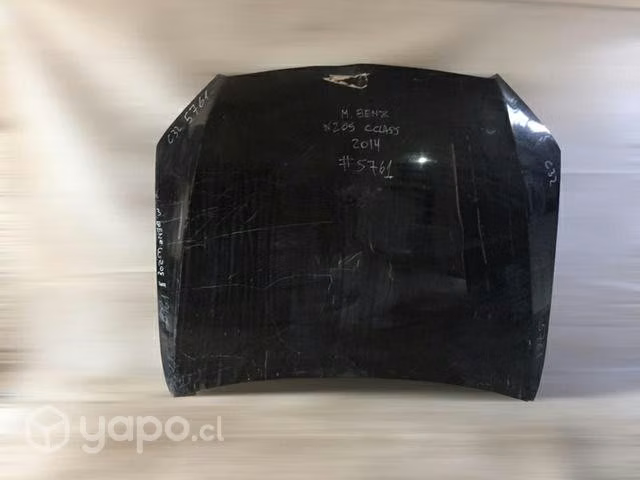 Capot Mercedes Benz C300 w205 2014
