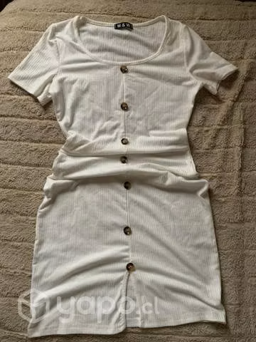 Lote de ropa (8 prendas)