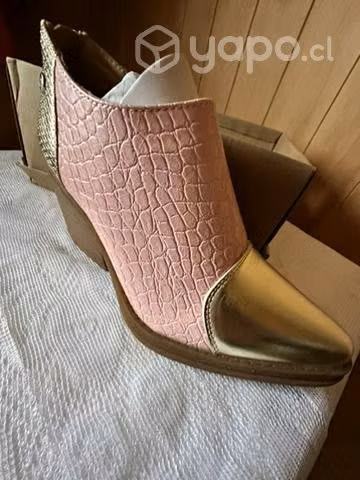 Zapatos rosado con dorado - Imagen 2