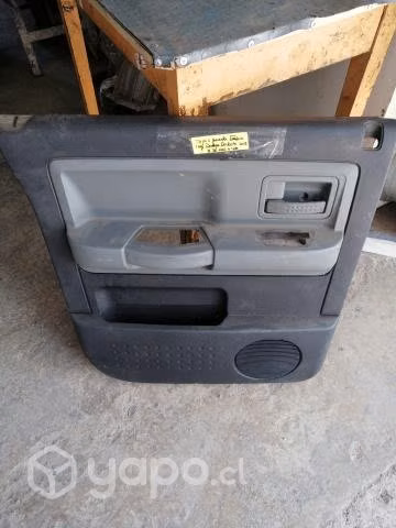 Tapiz puerta trasera izquierda Dodge Dakota 2012