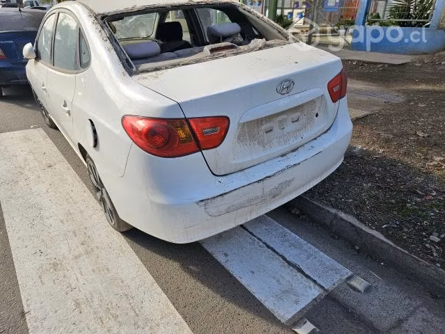 Parachoque trasero hyundai elantra 2010