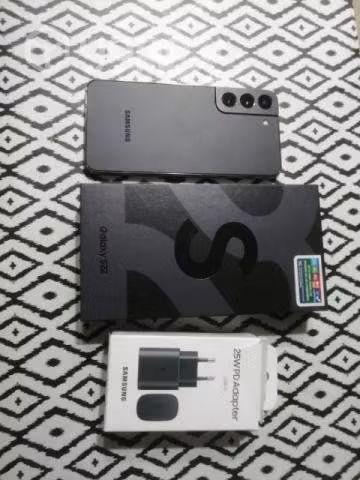 Celular Galaxy S22 256GB Phantom Black