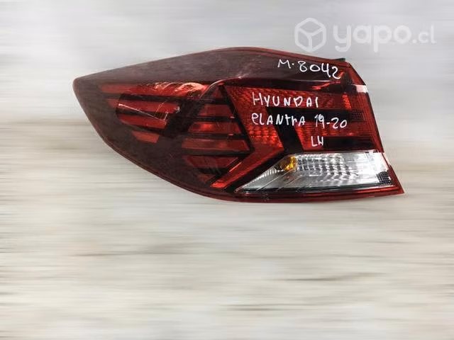 Foco trasero lh Hyundai elantra 2019-2020