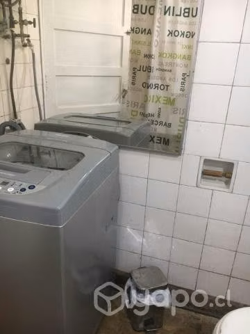 Amplia pieza amoblada en casa de familia - Imagen 5