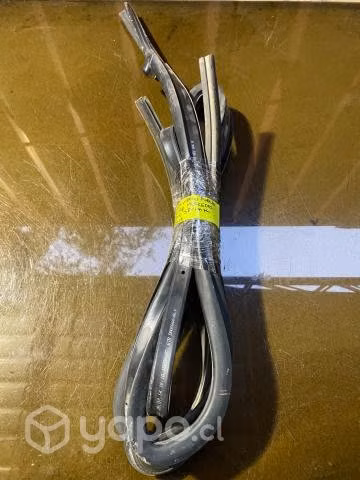 Goma vidrio pta del izq Mercedes Benz Sprinter 201