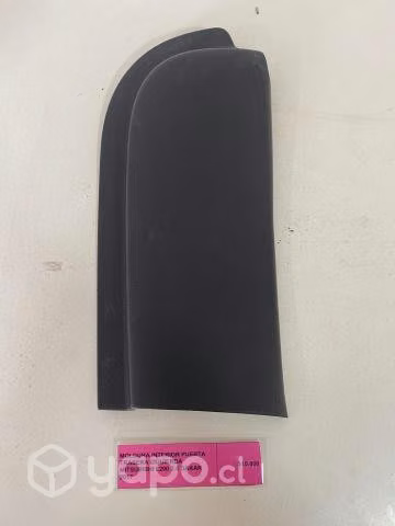 Moldura interior pta tras izq Mitsubishi L200 2017