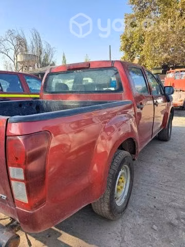 Puerta trasera izquierda chevrolet dmax 2015-2020