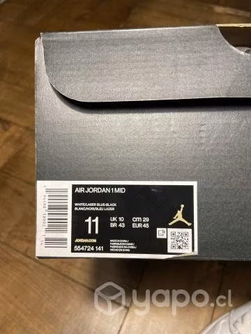 Jordan 1 mid blue láser - Imagen 3