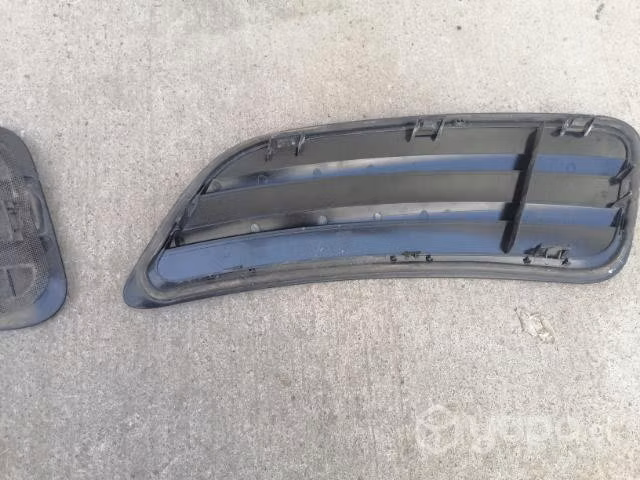 Bisel de capot mercedes SPRINTER 516 RH/ LH