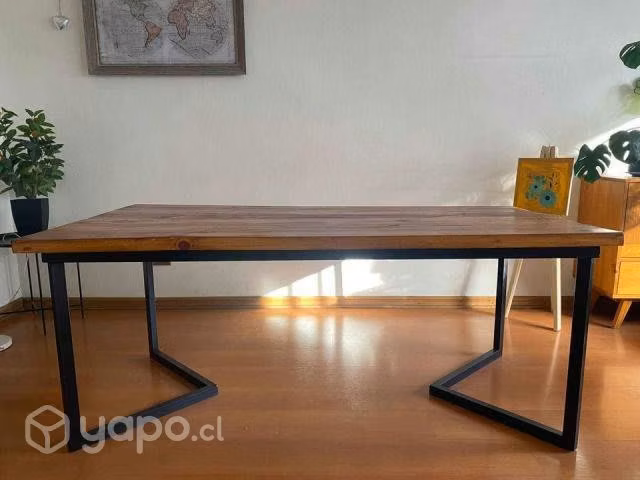 Mesa de comedor o living