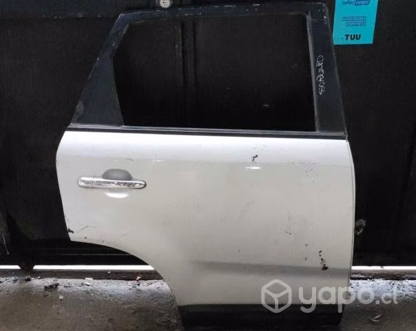 Puerta trasera derecha kia sorento