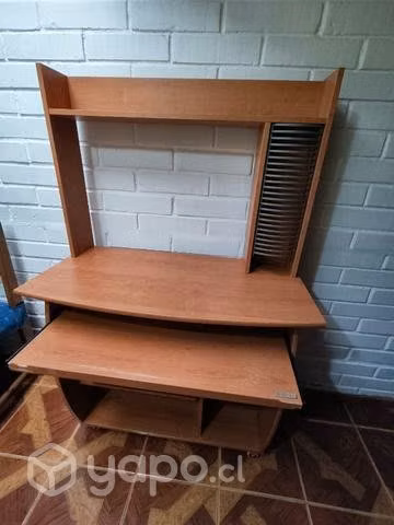 Escritorio de madera usado (PC de escritorio)