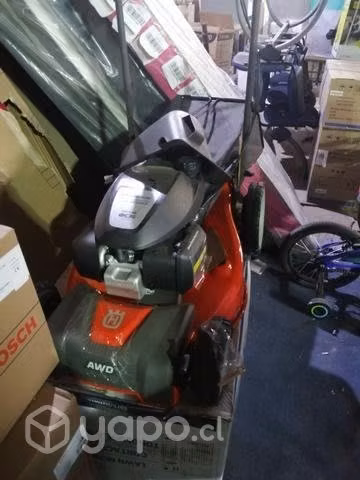 Cortacesped husqvarna 4x4
