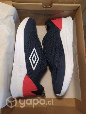 Zapatillas Umbro Nuevas - Imagen 2