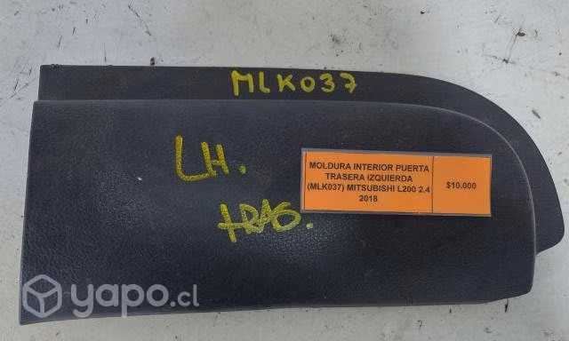 Moldura Int pta tras (MLK037) Mitsubishi L200 2018