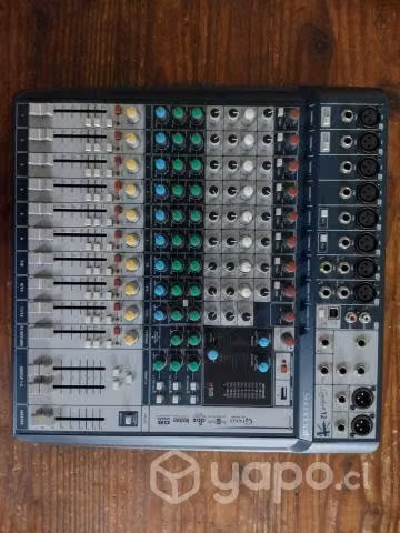 Consola Soundcraft Signature 12 Mtk analoga