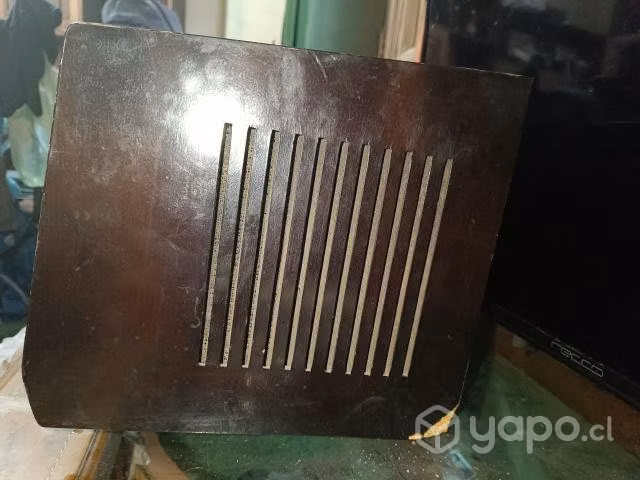 Radio a tubos marca Philips