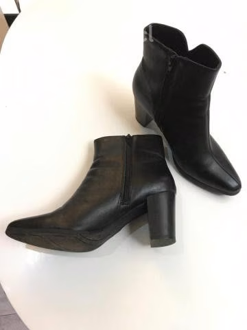 Zapatos taco y botines cuero