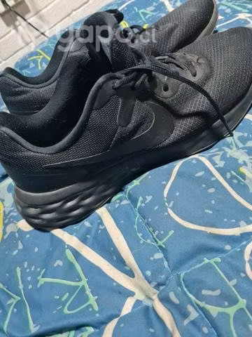 Zapatilla Nike buen estado - Imagen 2