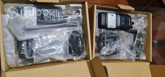 Radio UHF Kenwood