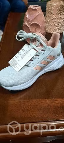 Zapatillas Adidas nuevas sin uso originales