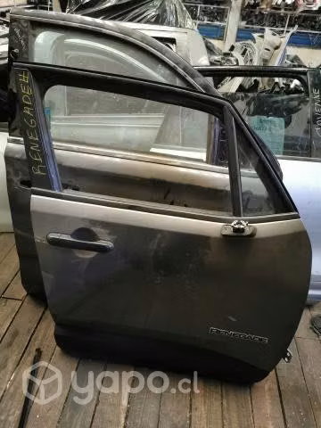 Puerta delantera RH Jeep renegade 2021 0