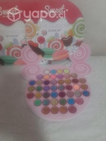 Paleta de sombras de ojos con glitter