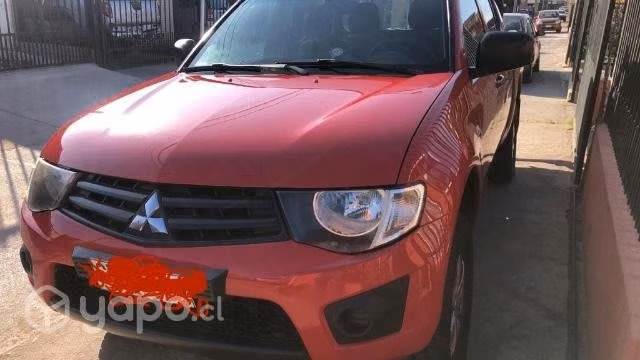 Camioneta mitsubishi l200