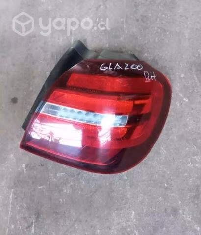 Foco Trasero Derecho Mercedez Gla 200