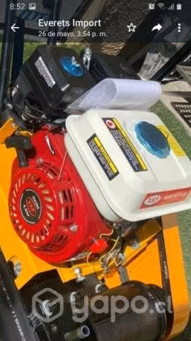 Placa compactadora marca XKP 60 kg 5.5 hp