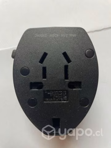 Enchufe adaptador internacional universal - Imagen 2