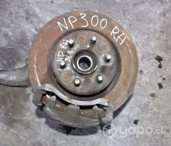Maza derecha Nissan Np300