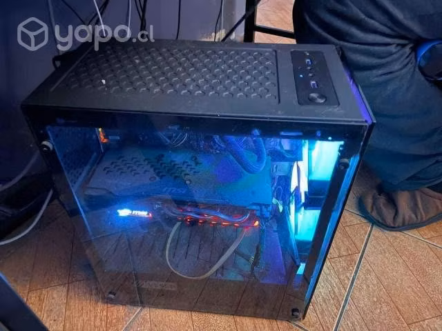 PC gamer + teclado, mouse y monitor