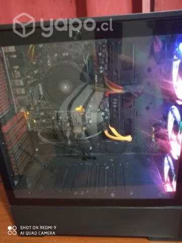 PC Ryzen con todos sus accesorios