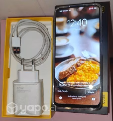 Se vende celular como nuevo, sin uso.