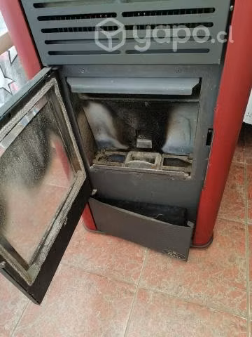 Estufa a pellet usada